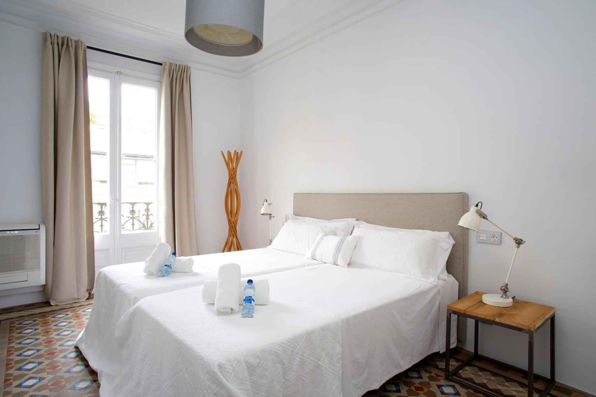 The Claris Suites I Барселона Экстерьер фото