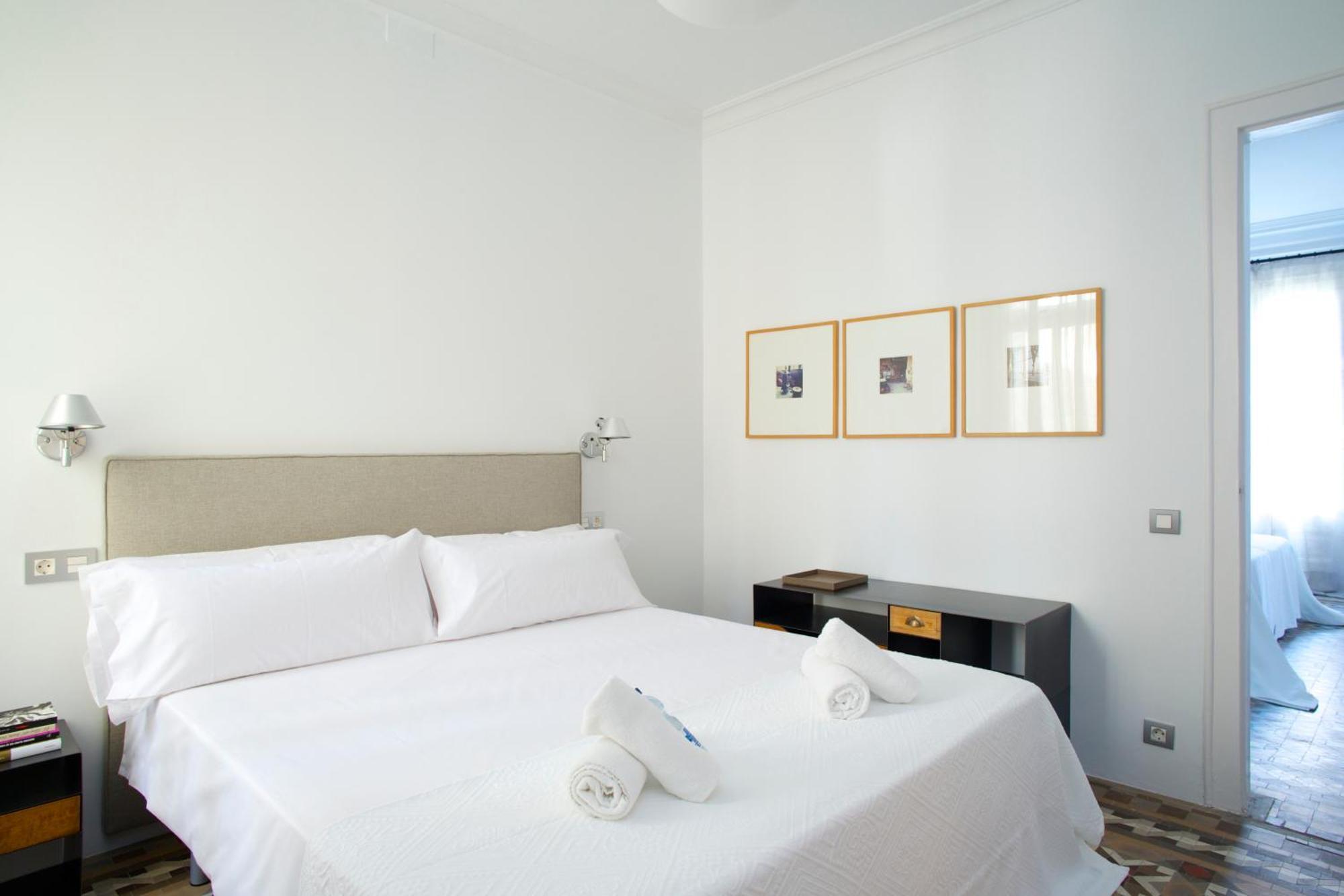 The Claris Suites I Барселона Экстерьер фото