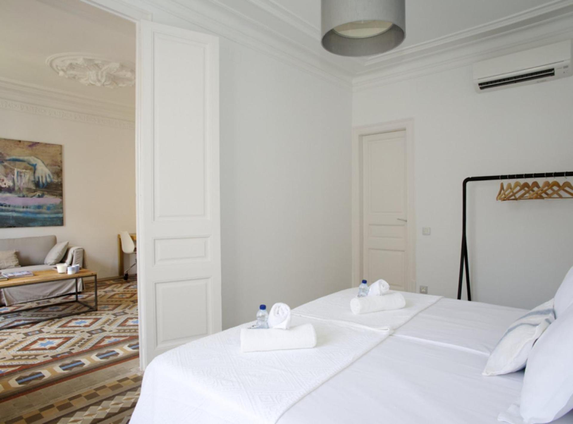 The Claris Suites I Барселона Экстерьер фото
